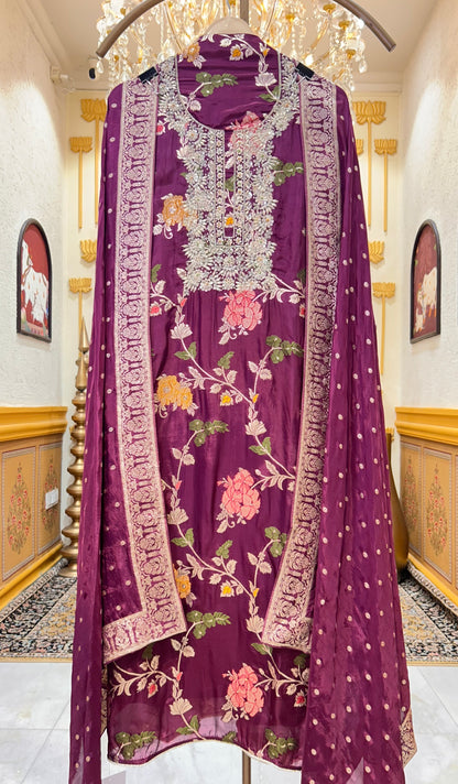 Nooran Kashi Suit