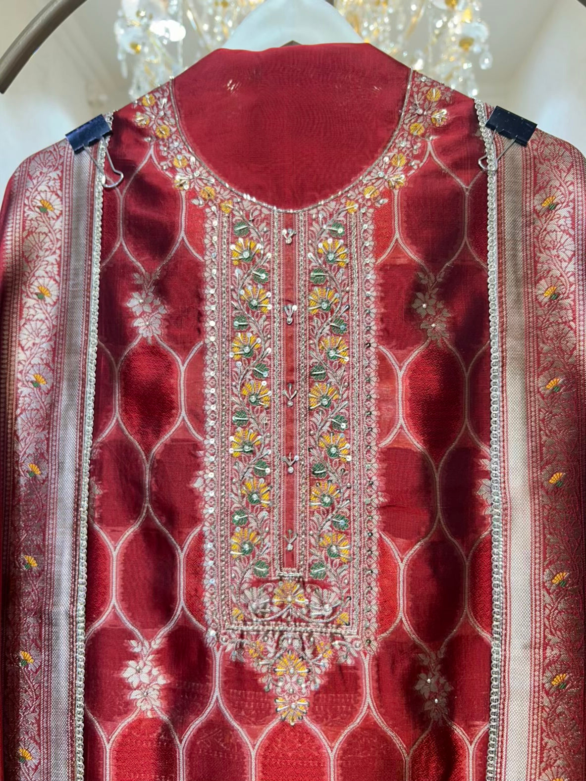 Aarisha Banarasi Élan Suit (Rust)