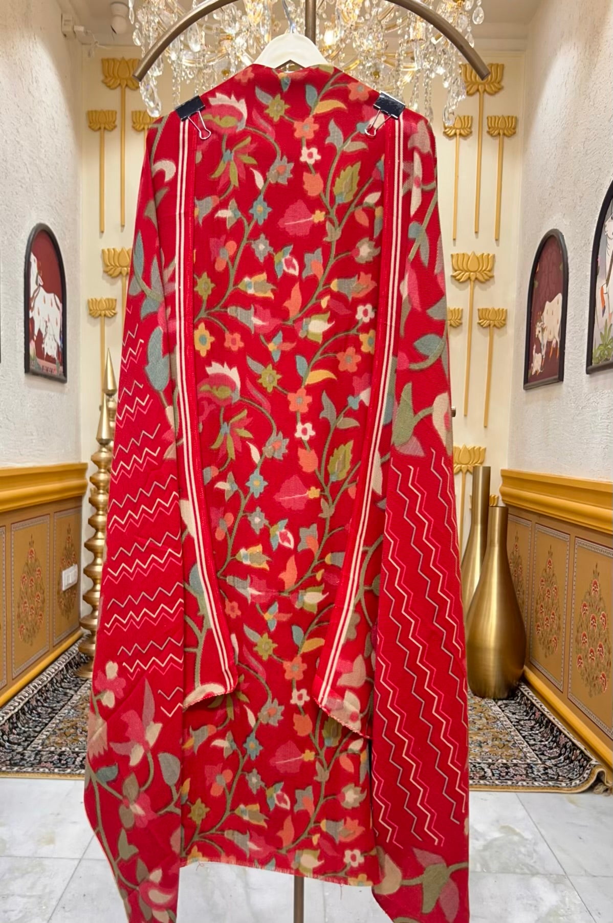 Zayreen Pashmina Suit (Red)