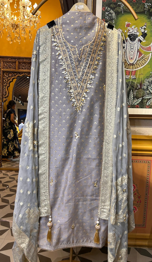 Noor-e-Kashi (Silver Grey)