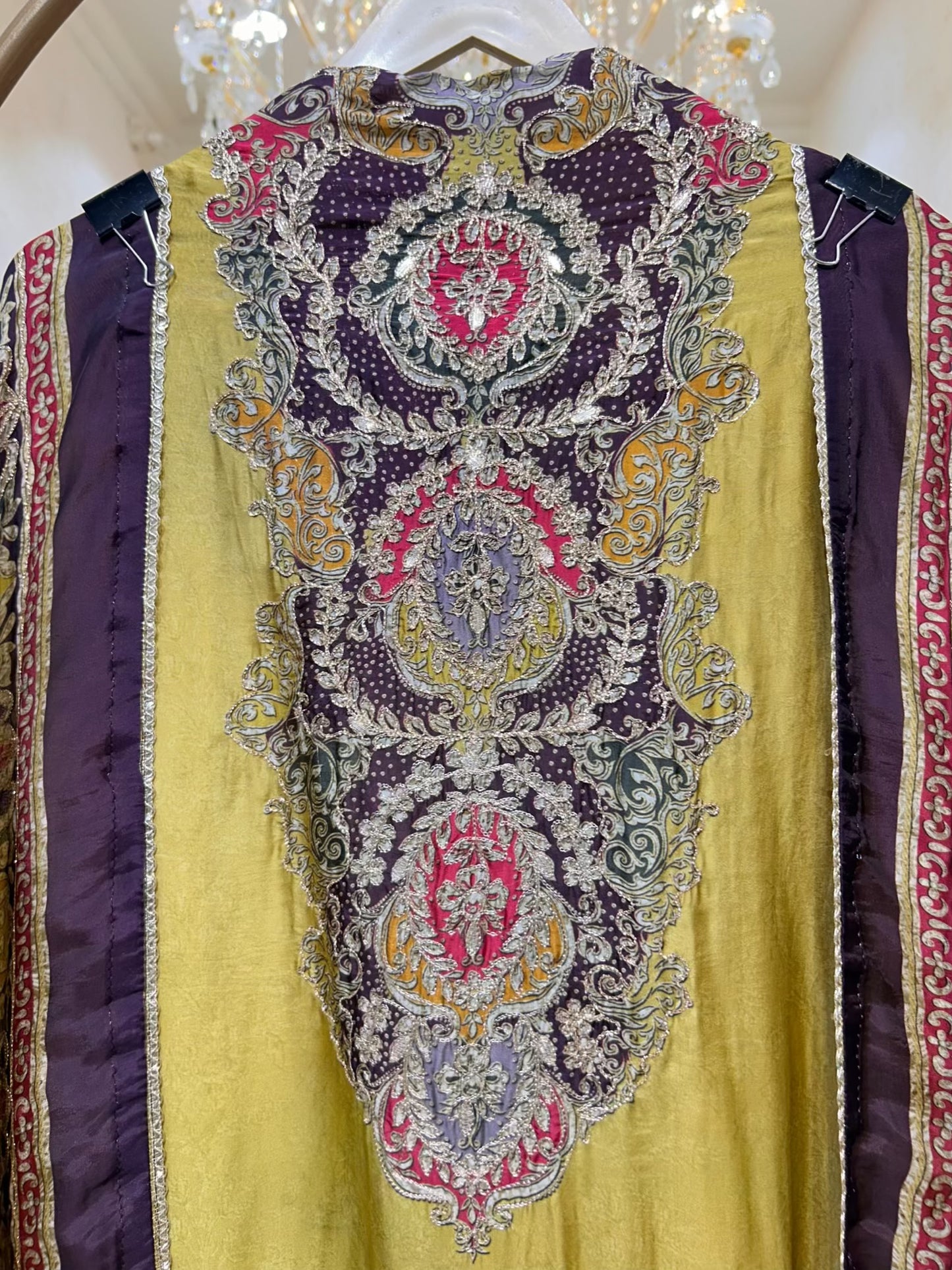 Iraaya Zari Aabha Suit (Yellow)
