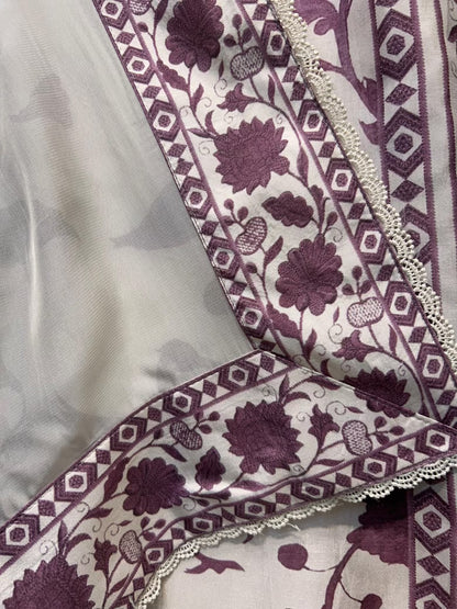 Aavira Thread Naqsh Silk Suit (Pista Green Wine)