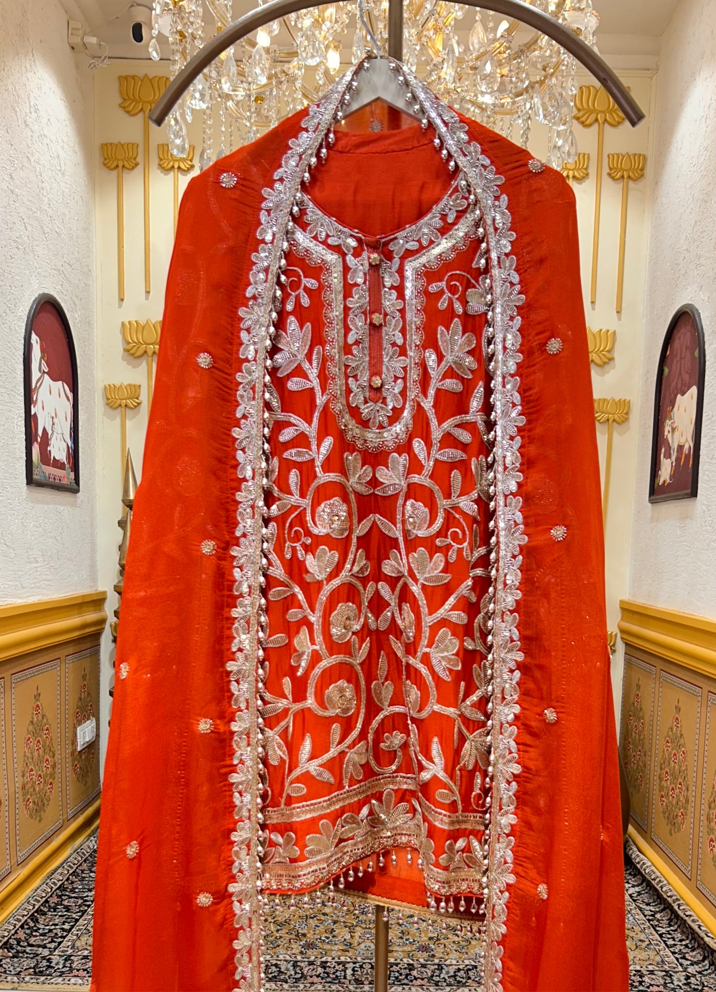 Gulnaar Afreen Gharara Set