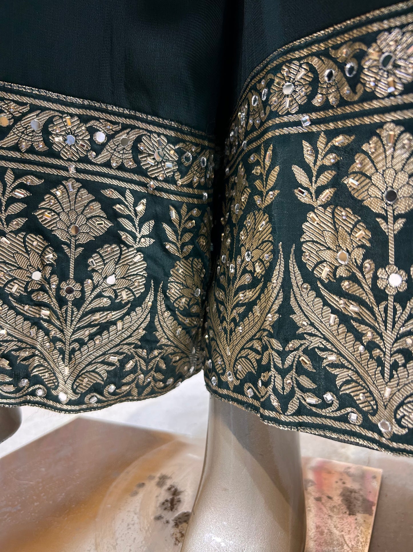 Rajsi Kashi Anarkali