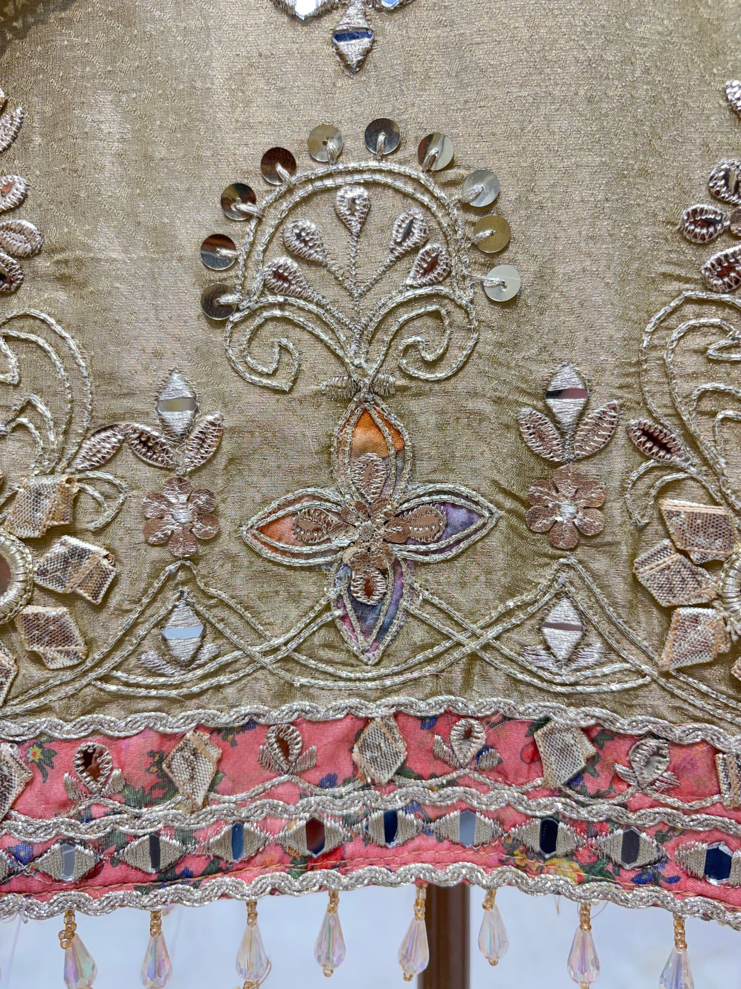 Naaz-e-Zar Organza Suit