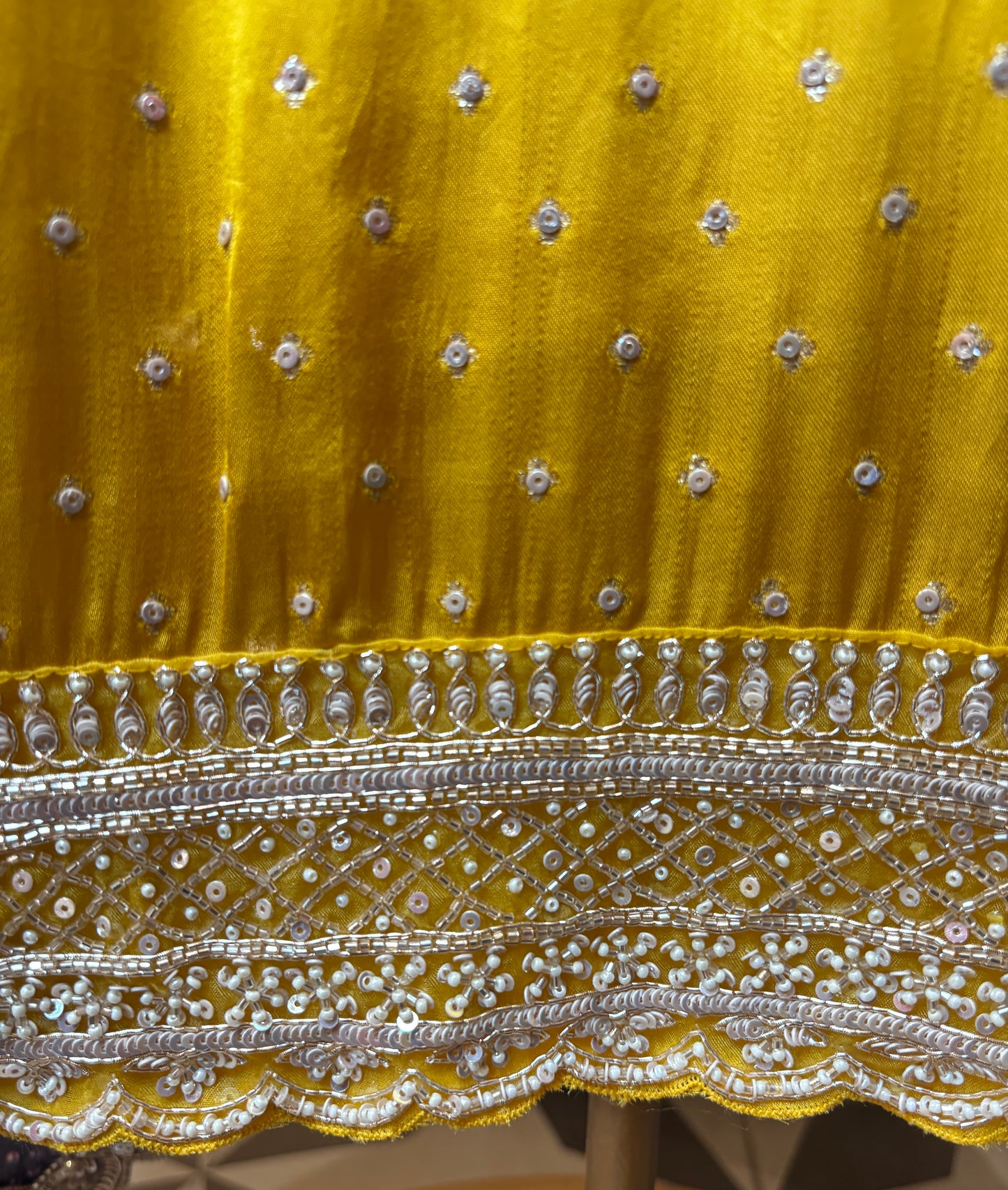 Saanjh Baag Silk Set (Yellow)