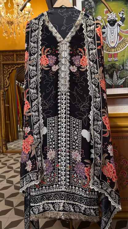 Liyana Crêpe Suit (Black)