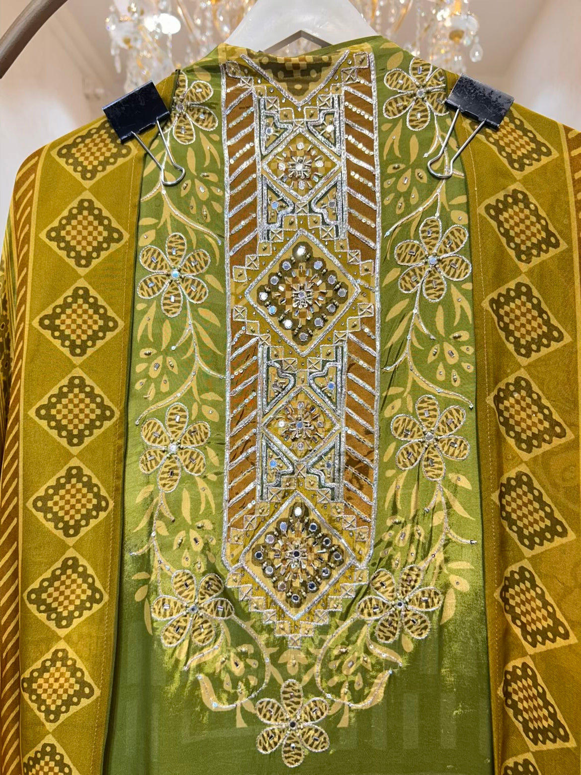 Mehrya Silk Organza Veil Suit (Parrot Green)