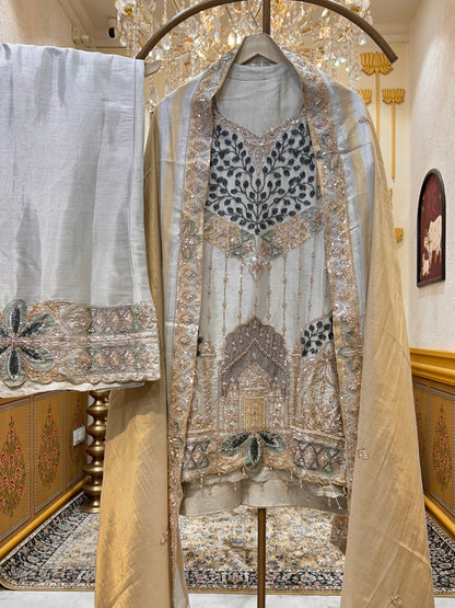 Vaanya Organza Elegance Set