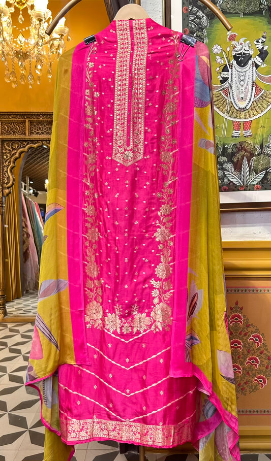 Ruzina Silk Suit (Magenta)