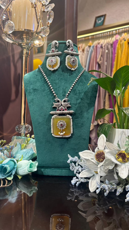 Neelmayi Morni Silver Haar (Yellow)