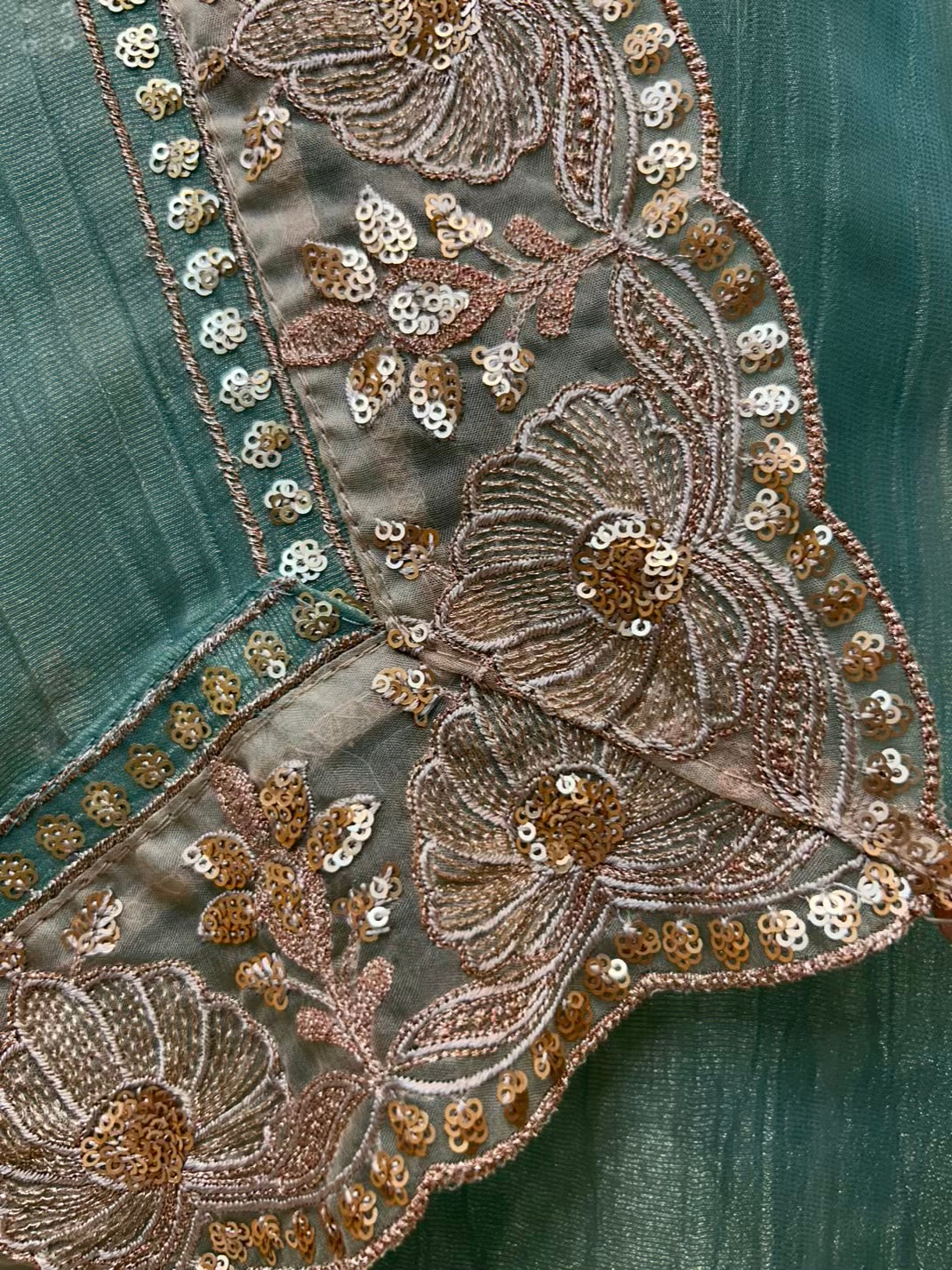 Mehrya Zari Spark Suit (Teal Blue)