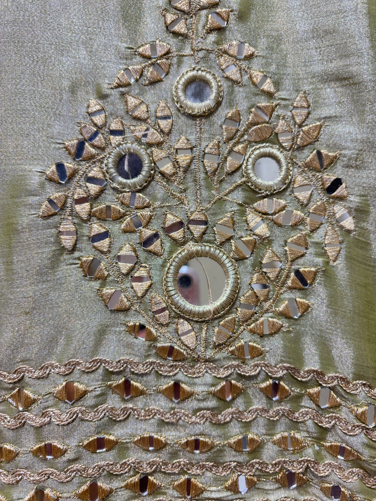 Aafreen Mirror Organza Set