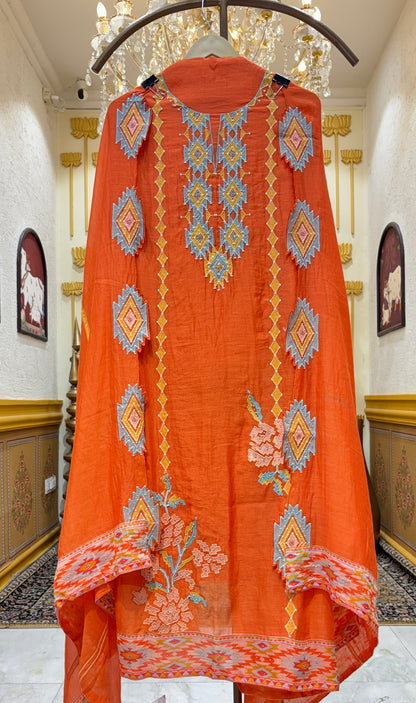 Charumayi Mul Chanderi Suit