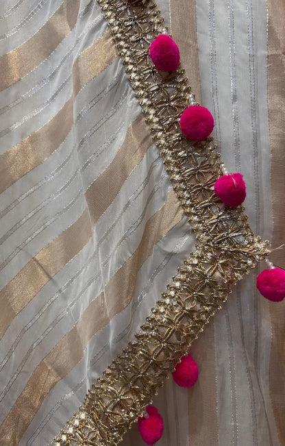 Gulnaar Noor Suit