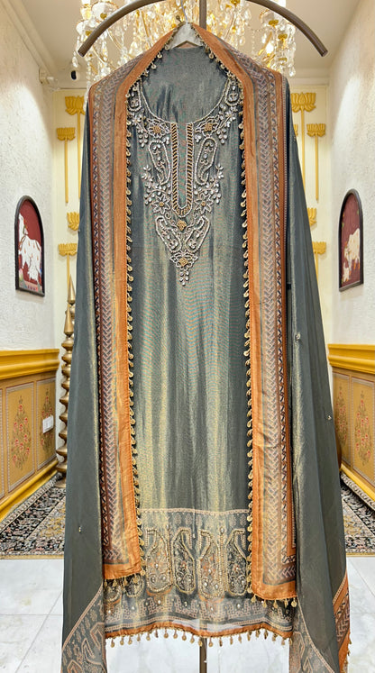 Kundanika Noor Suit