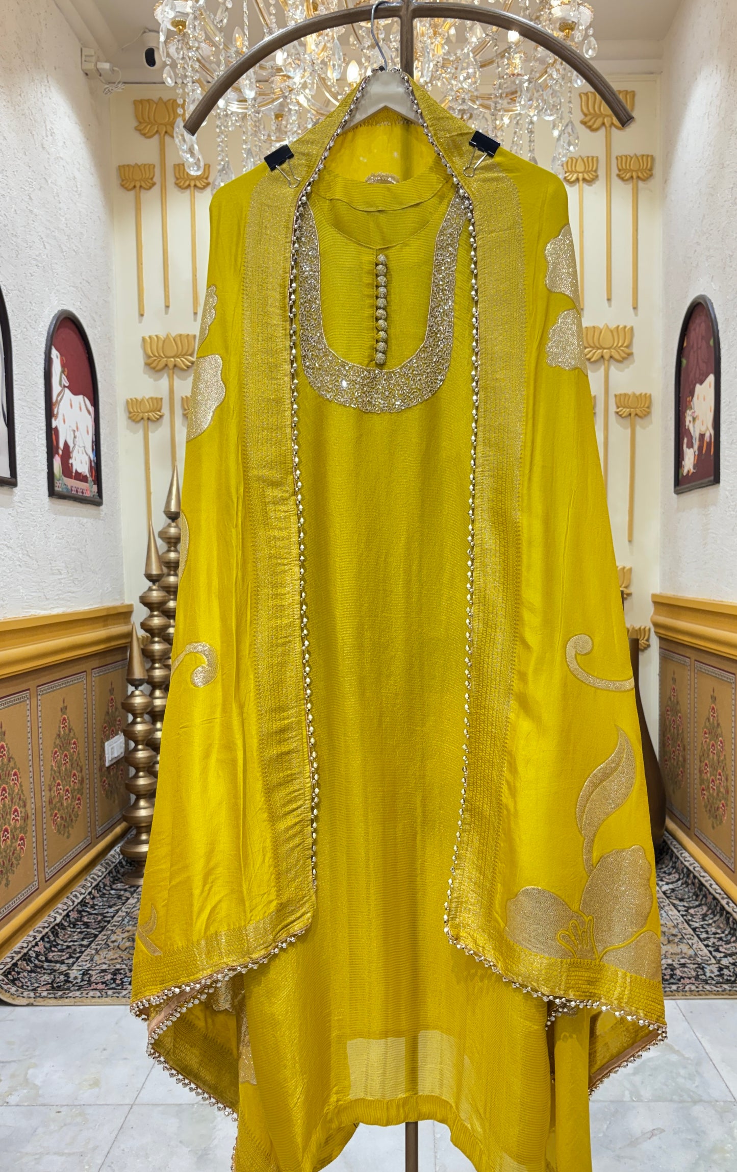 Aaratrika Organza Suit