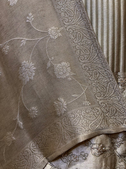 Aurévora Heritage Suit
