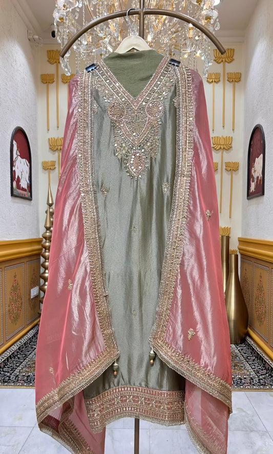 Nazra Mirror Loom Suit (Green)