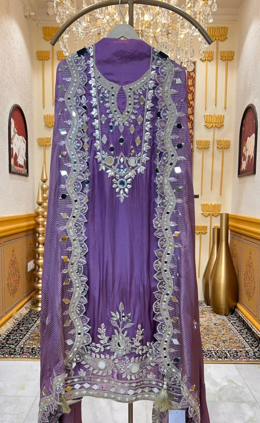 Zaraina Gota Mirror Suit (Lavender)