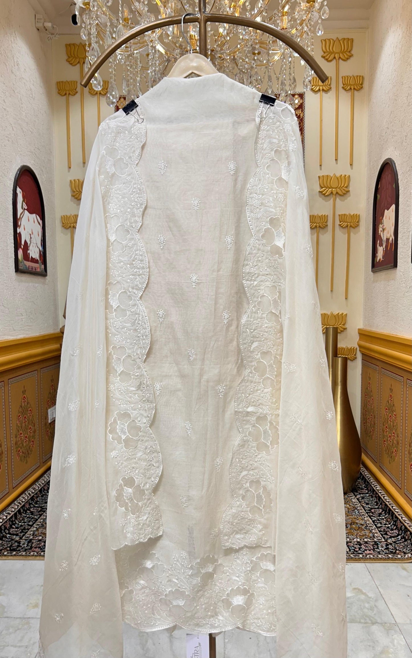 Elira Appliqué Loom Suit (Ivory 2)