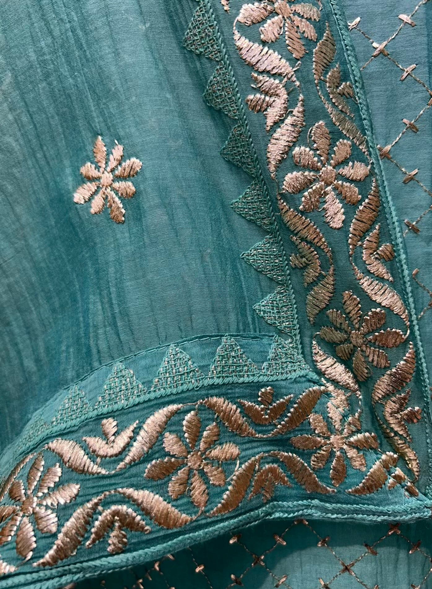 Zoraya Golden Zari Chanderi Suit