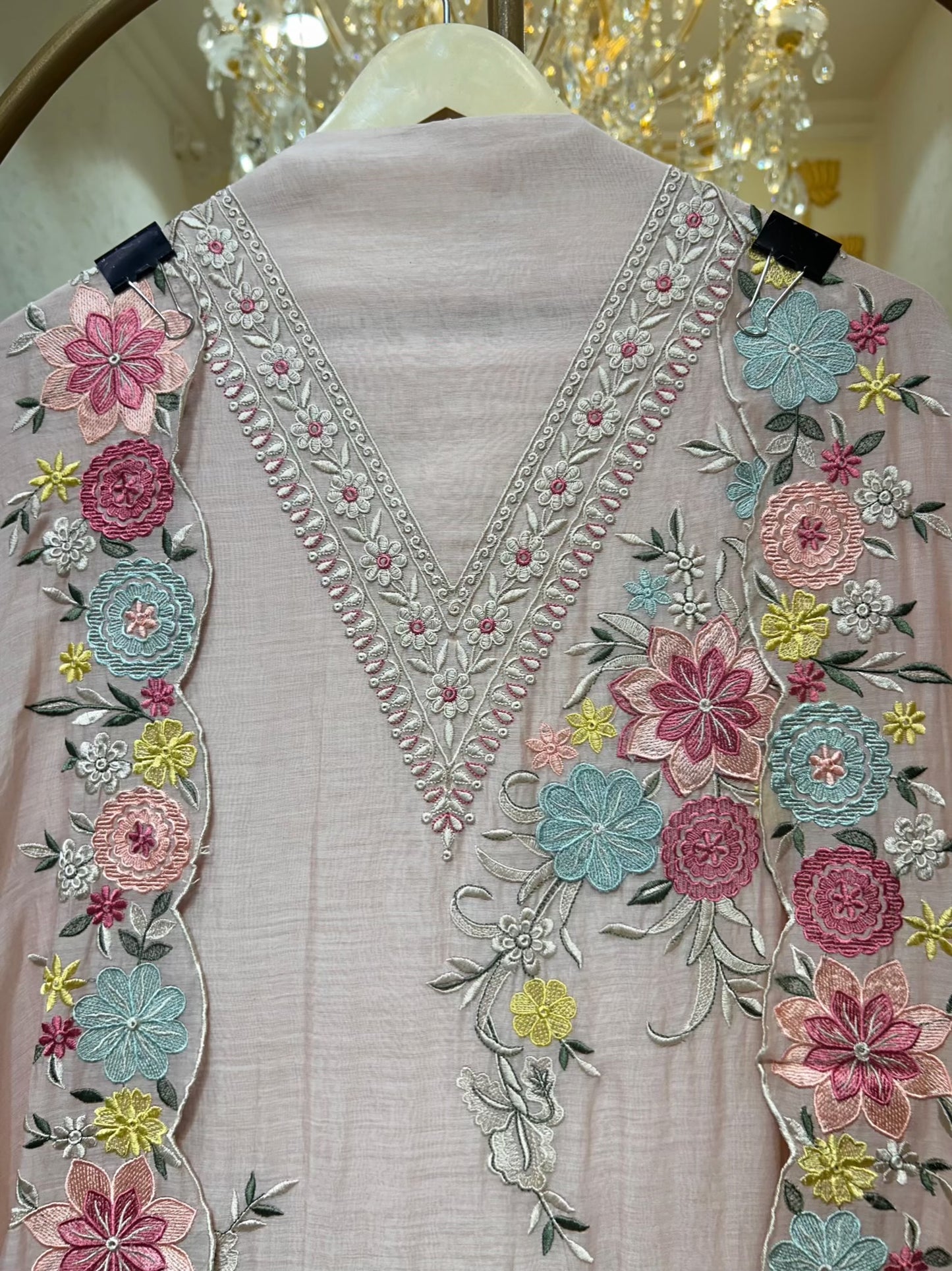 Nazneen Mul Naqsh Suit (Peach)