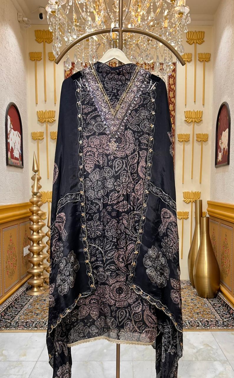 Sariza Print Élan Suit