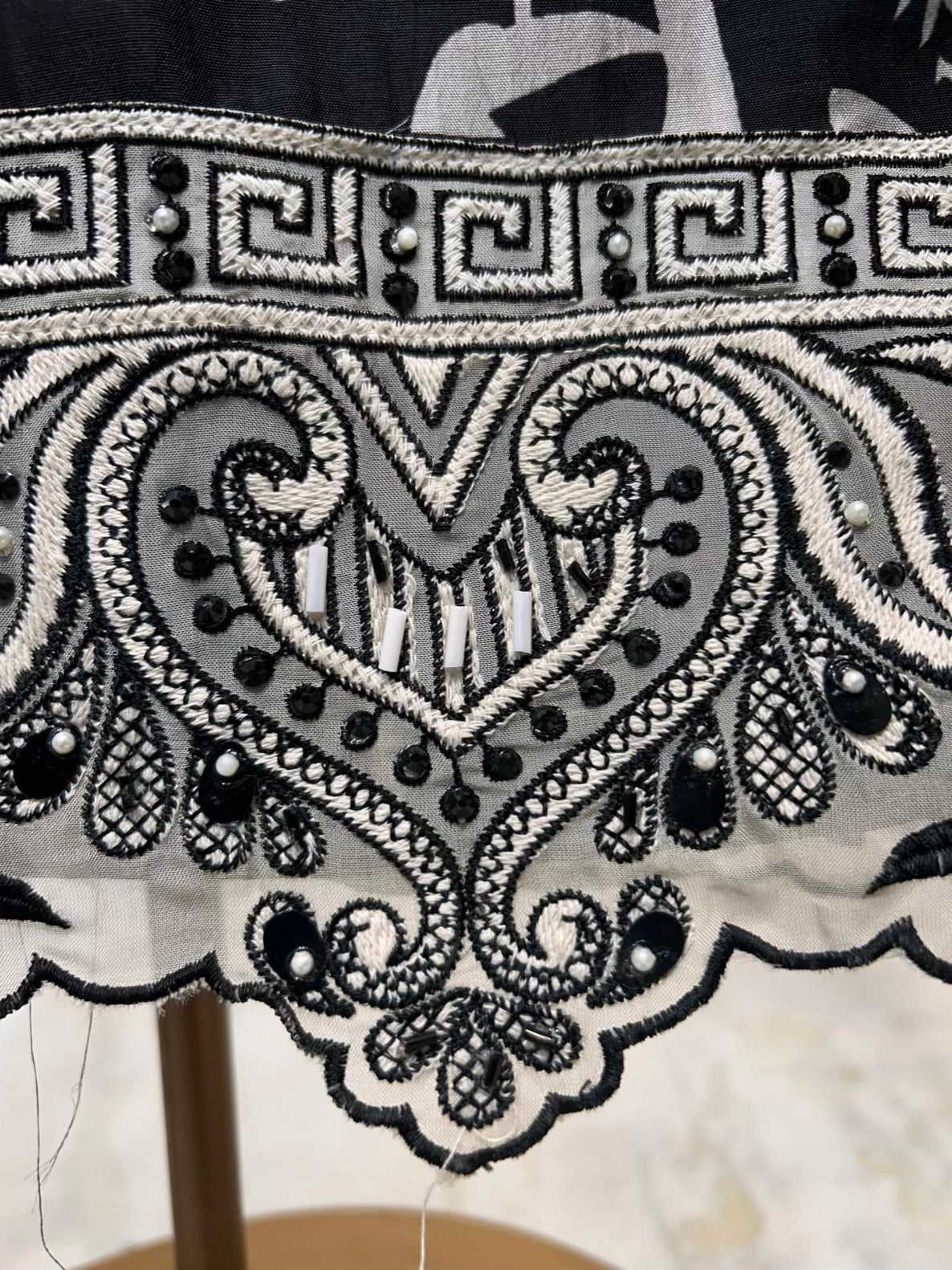 Mehruva Printed Silk Suit (Black)