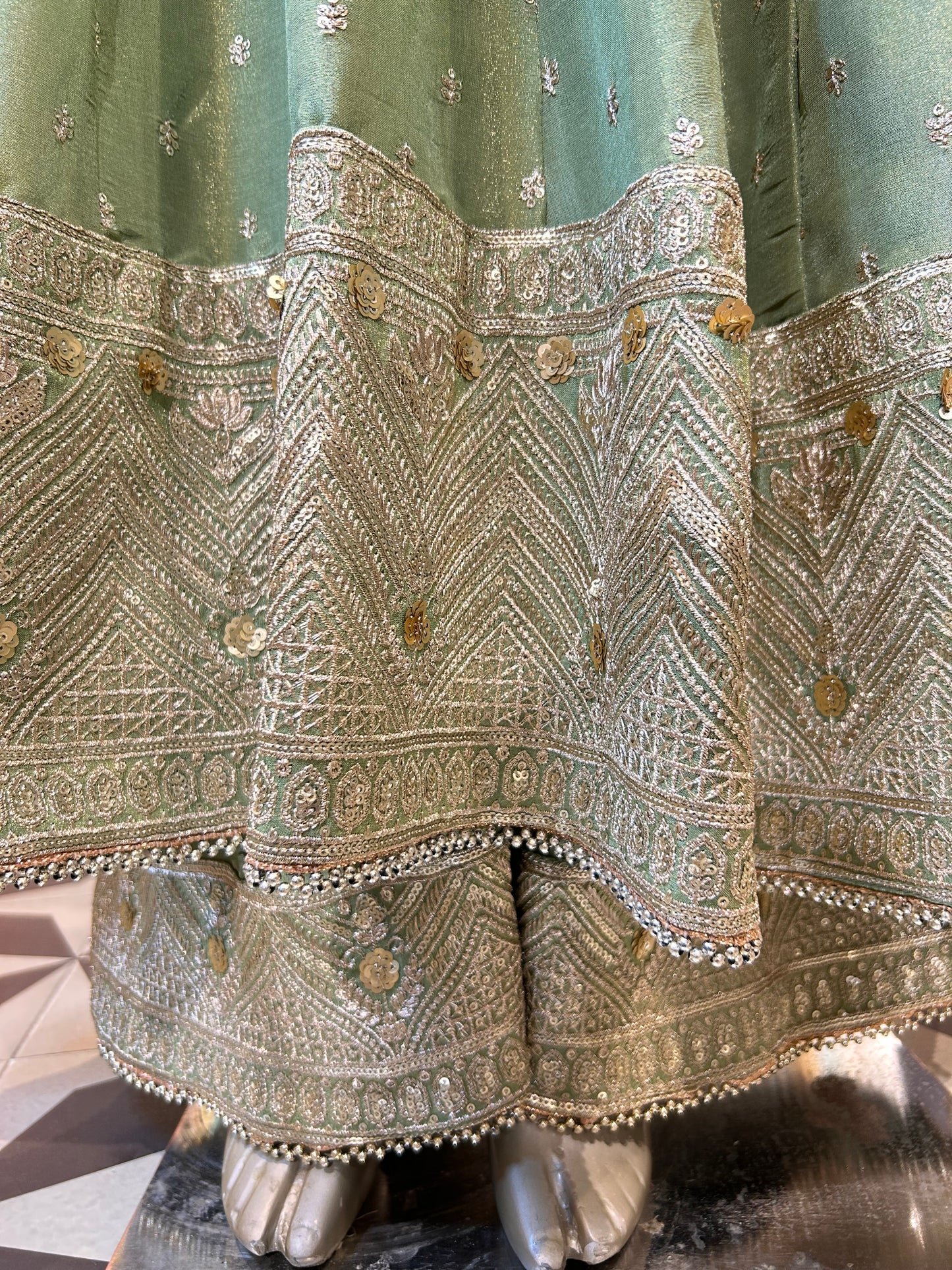 Noor-e-Raaya Anarkali