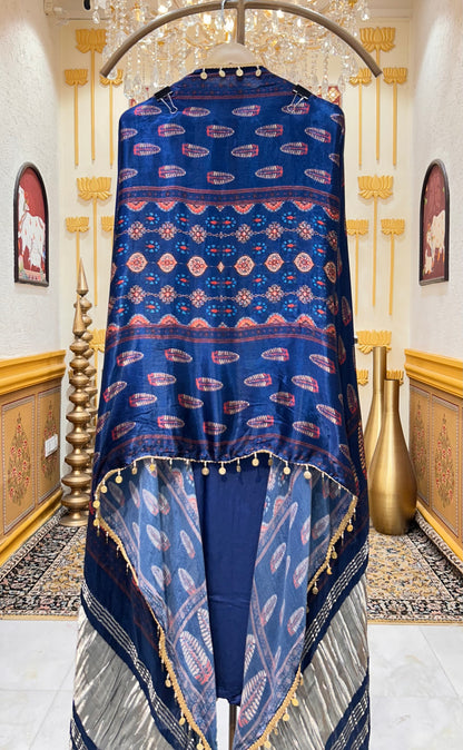 Aabira Zari Suit