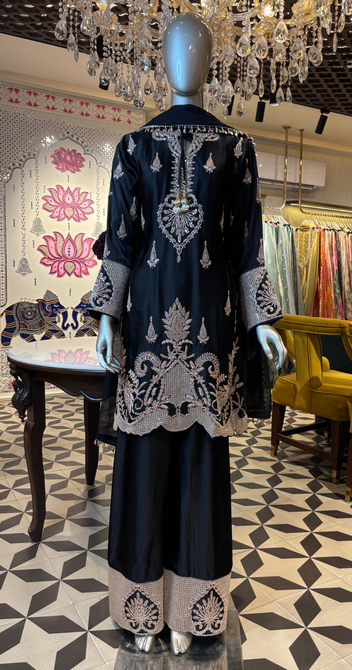 Aaberi Tailored Suit