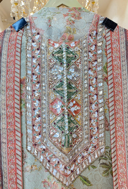 Aaranya Banarasi Organza Suit