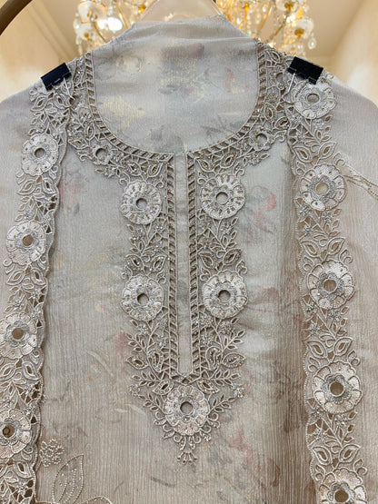 Noorzaar Crush Tissue Suit
