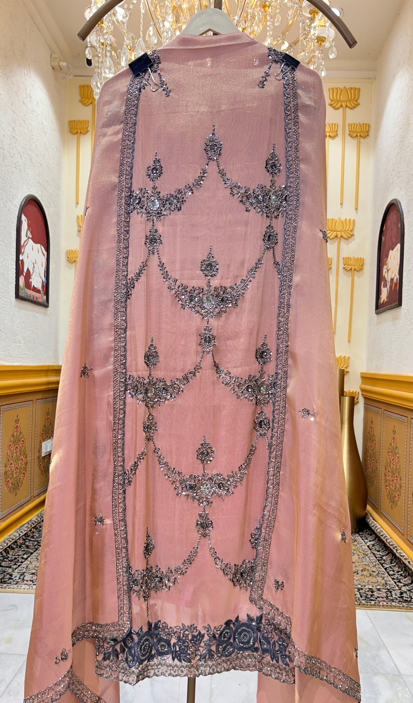 Elanora Royale Suit