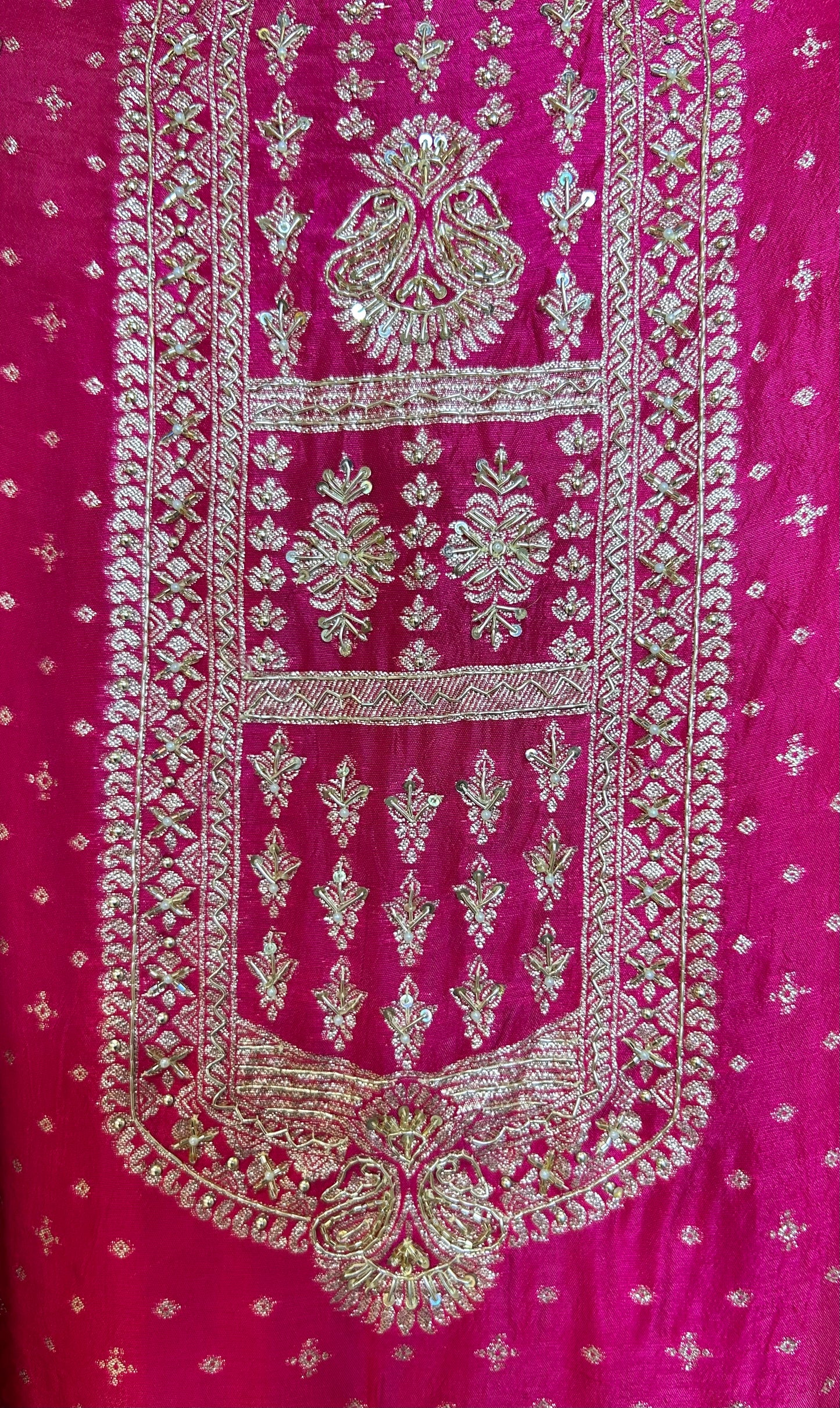 Raavya Banarasi Suit (Pink)