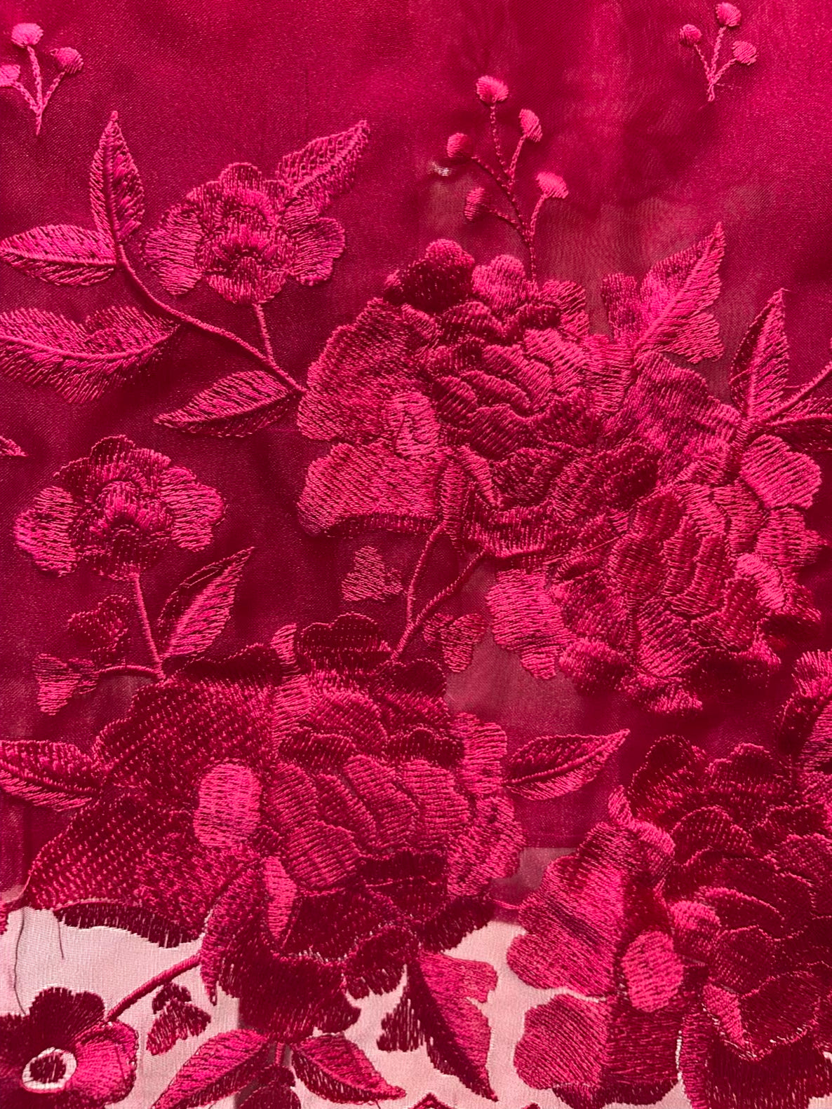 Ariyah Thread Élan Suit (Magenta)