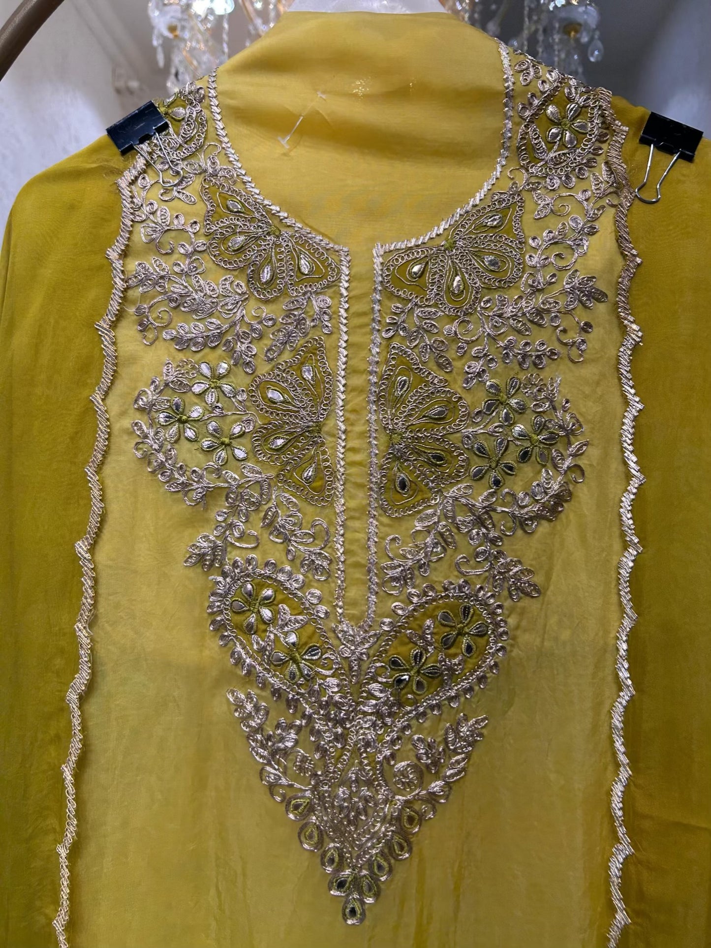 Arezya Dori Leather Élan Suit (Yellow)