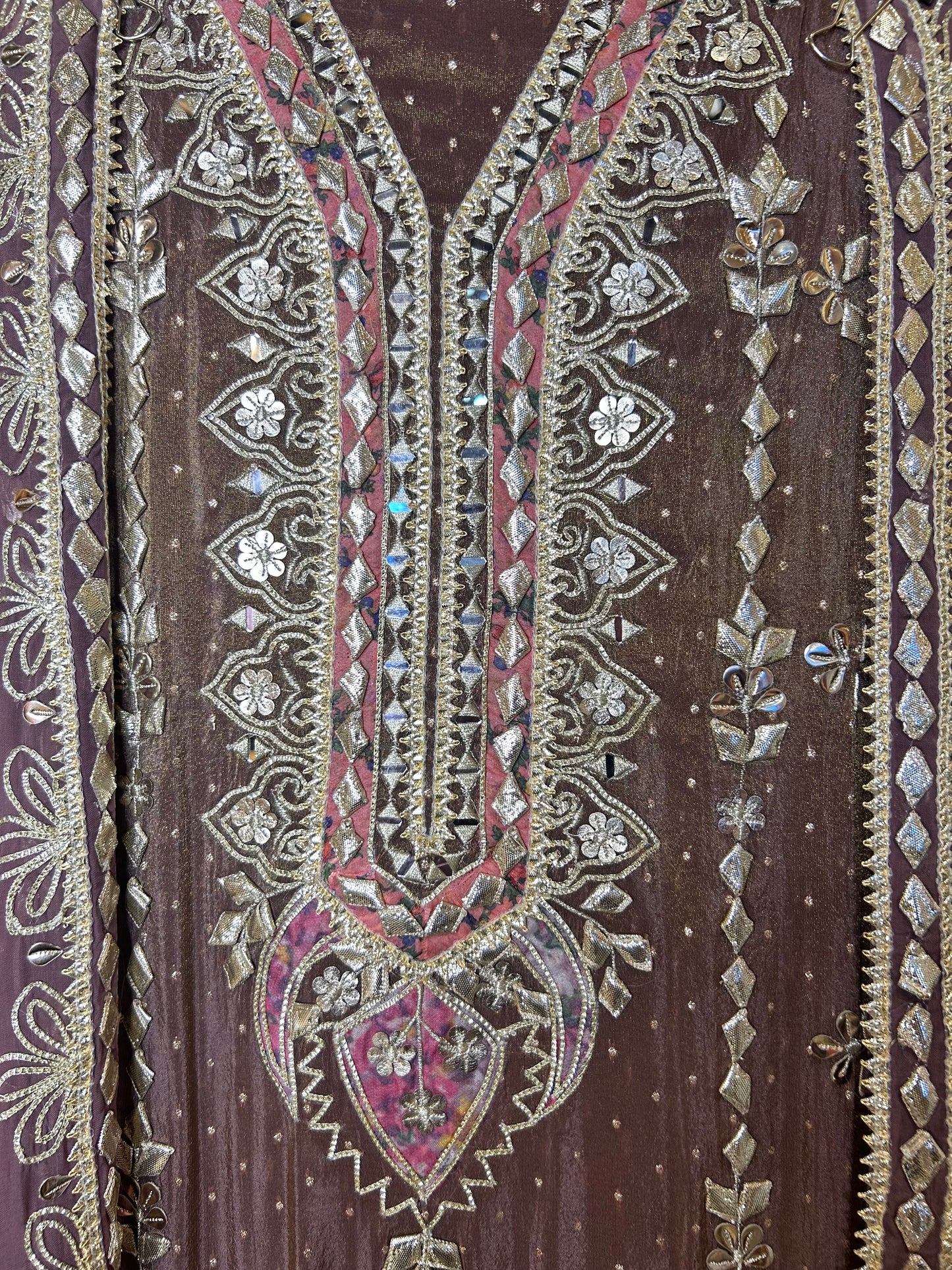 Ziya-e-Noor (Wine)