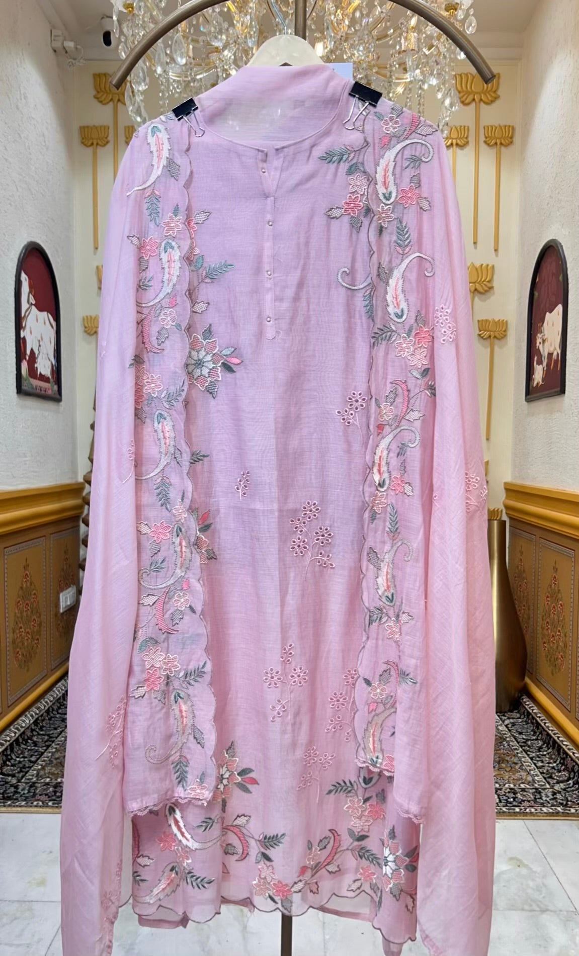 Husna Mul Embroidery Suit (Pink)
