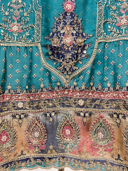 Ishra Zari Grace Suit (Green)