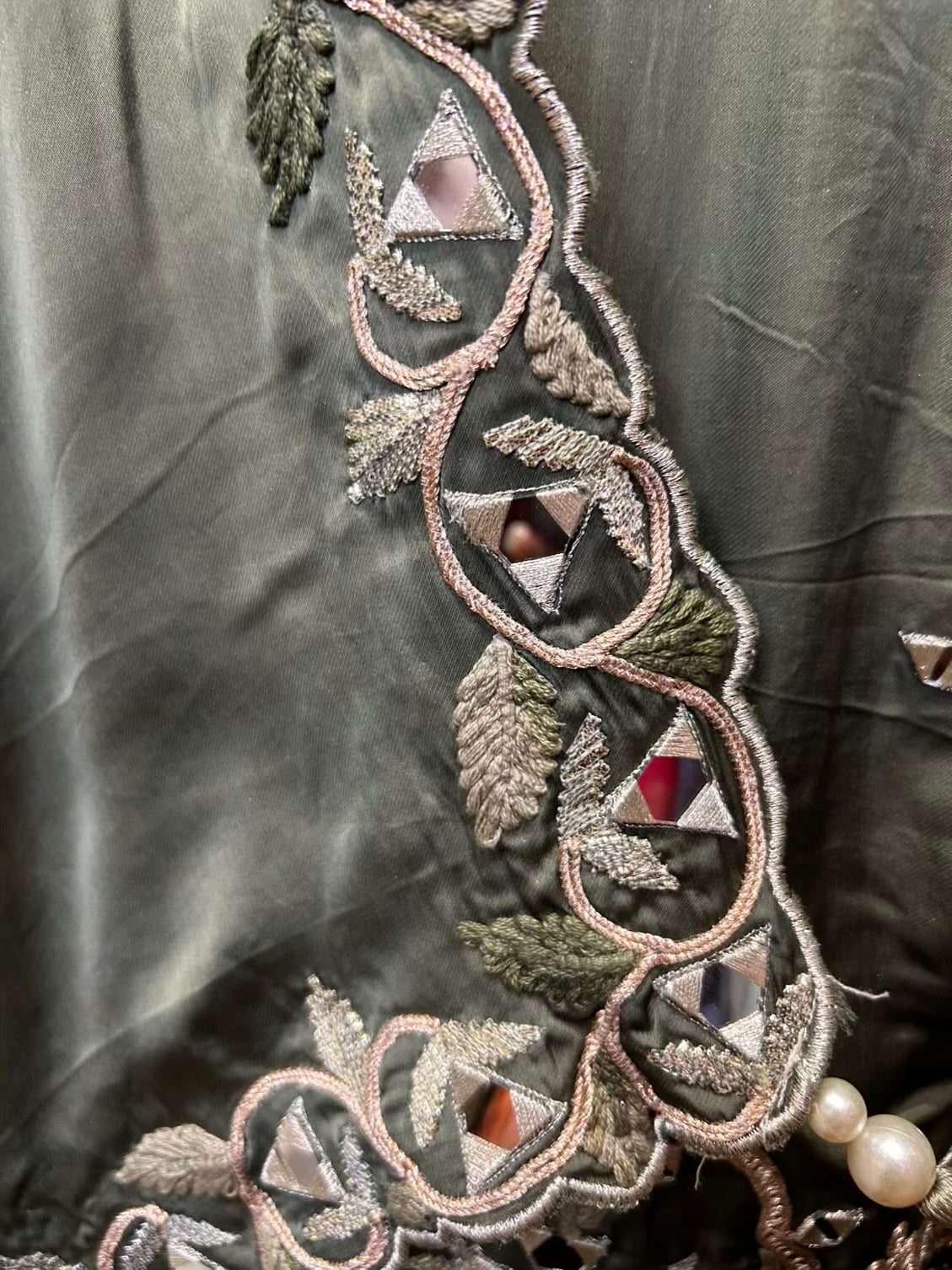 Noor-é-Gulshan (Green)