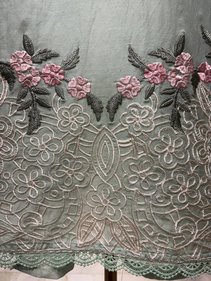 Noorza Thread Chanderi Suit