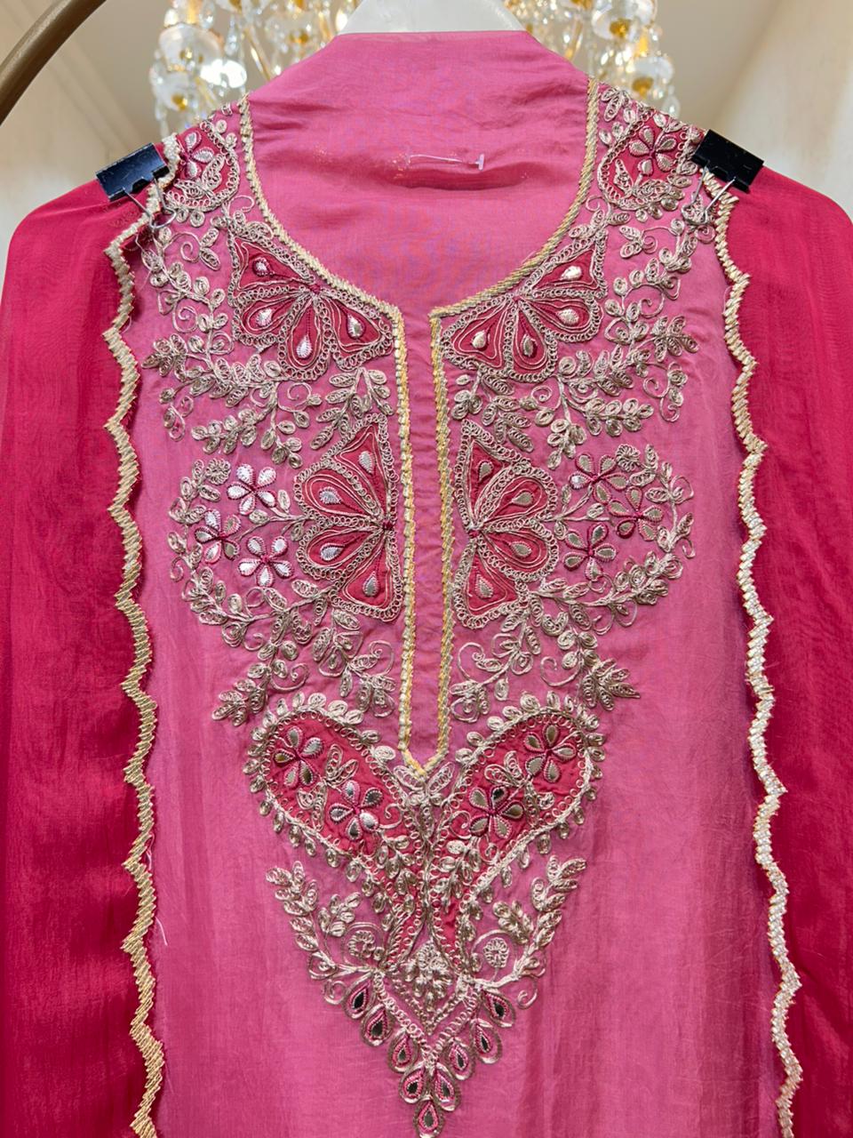 Arezya Dori Leather Élan Suit (Pink)