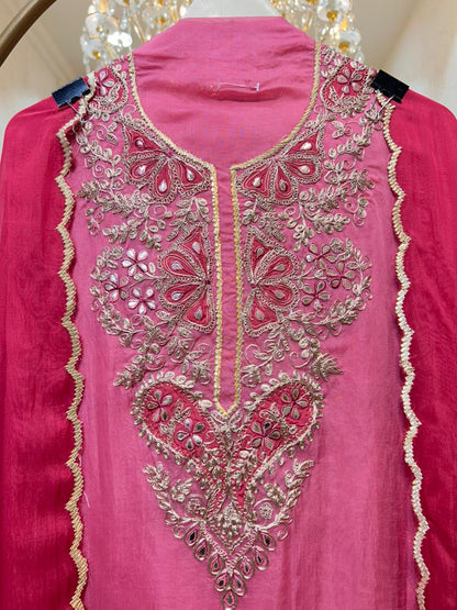 Arezya Dori Leather Élan Suit (Pink)
