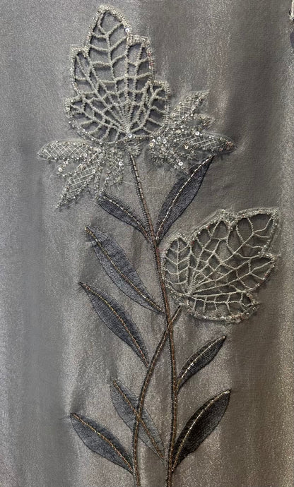 Zarina-é-Noor (Silver Grey)