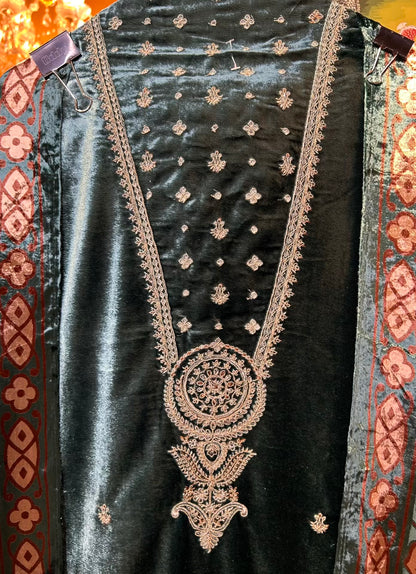 Zarveen Velvet Suit (Blue)