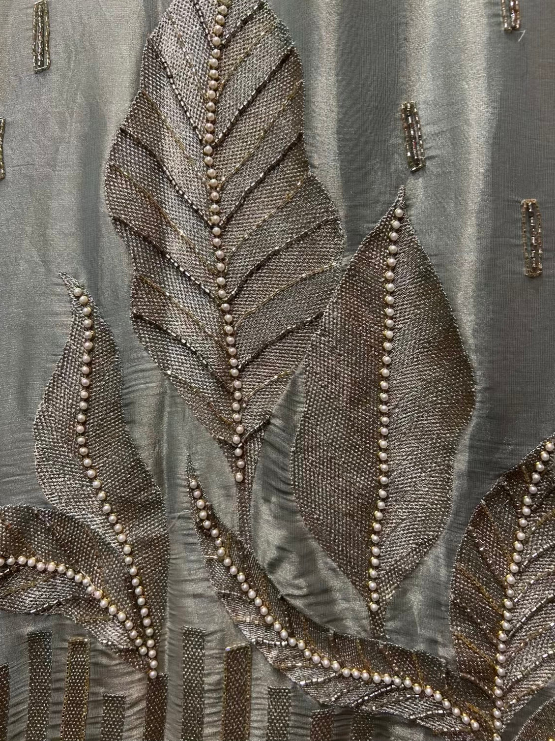 Zahira-é-Noor Suit (Green)