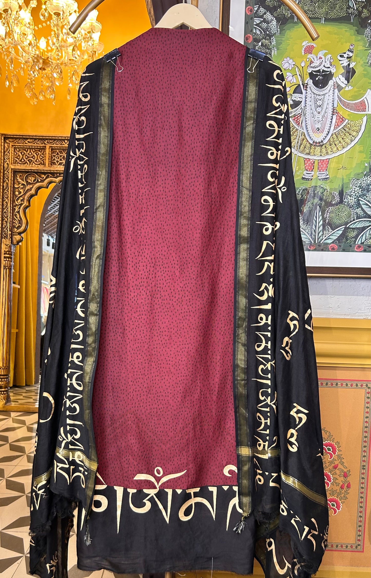 Vyanah Maheshwari Suit (Maroon & Black)