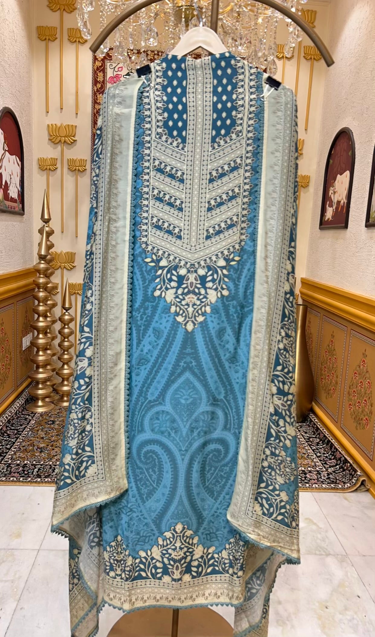 Zehraah Pashmina Veil Suit (Blue)
